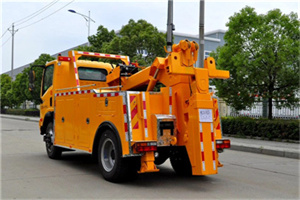 左贡高速路拖车费